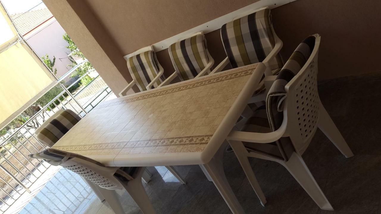 Apartmani Lamani Bibinje Kültér fotó